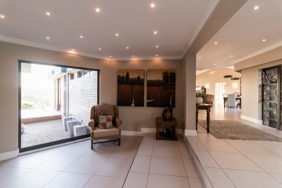 5 Bedroom Property for Sale in Beacon Bay Eastern Cape